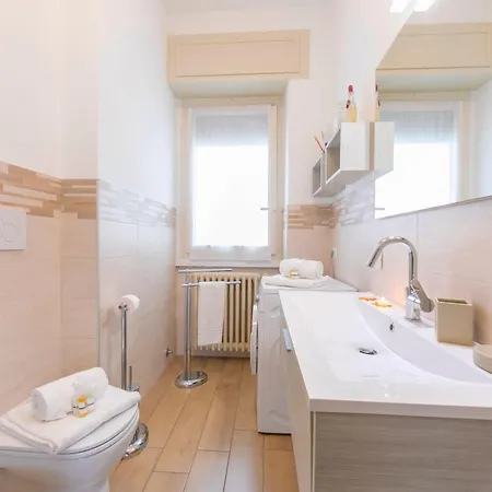 Residenza La Terrazza Di Dante: 2Br Apartment With Sunny Terrace - Happy Rentals Διαμέρισμα