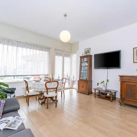 Διαμέρισμα Residenza La Terrazza Di Dante: 2Br Apartment With Sunny Terrace - Happy Rentals *