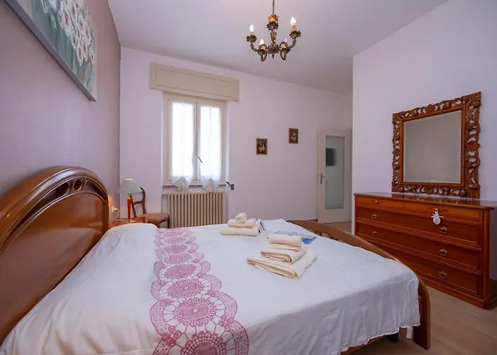 Residenza La Terrazza Di Dante - Happy Daire